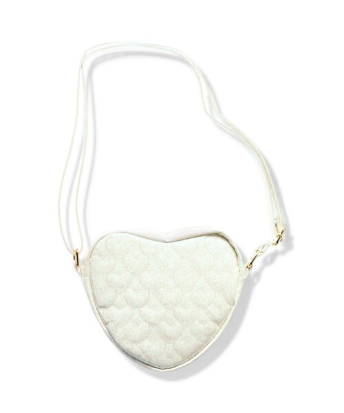 BRANSHES(ブランシェス)の「ハートキルティングショルダーバッグ(ショルダーバッグ・キッズ・レッド/オフホワイト/ブラック・FREE)」の9枚目の写真