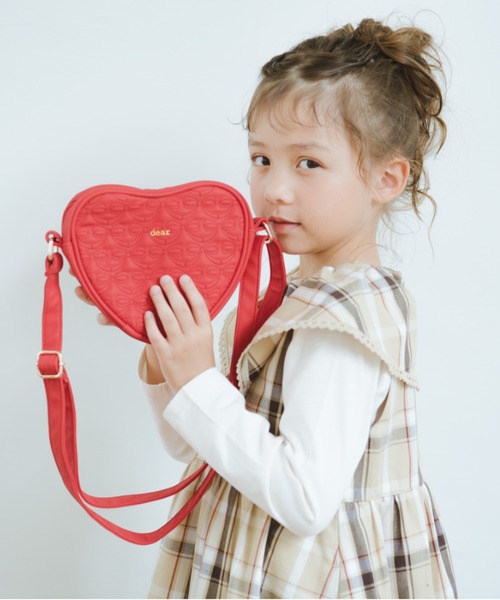 BRANSHES(ブランシェス)の「ハートキルティングショルダーバッグ(ショルダーバッグ・キッズ・レッド/オフホワイト/ブラック・FREE)」の1枚目の写真