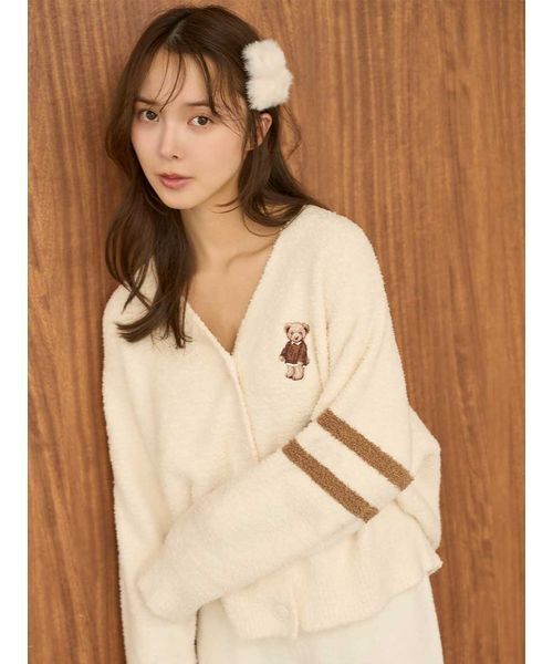 SNIDEL HOME（スナイデルホーム）の「Bearニットカーディガン（ルームウェア/パジャマ・レディース・アイボリー/ブラウン/ピンク・F）」の5枚目の写真