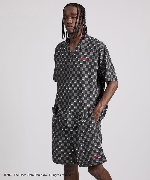 Coca Cola(コカコーラ)の「Coca-Cola 70s DRD All Over Printed Short Pant(その他パンツ・メンズ・ブラック系その他・S/M/XL)」の6枚目の写真