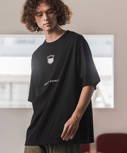 CAMBIO（カンビオ）の「mt9992- プリントT_End-roll Tシャツ(2502112MCB)（Tシャツ/カットソー・メンズ・ブラック/ホワイト/セージグリーン・S/M/L/XL）」の6枚目の写真