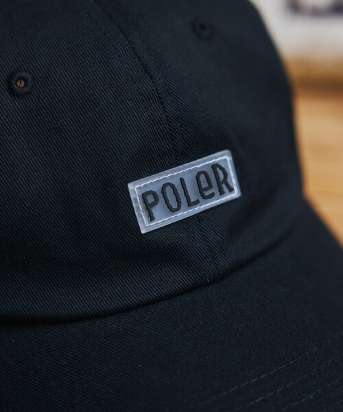 POLeR（ポーラー）の「POLeR × FREAK'S STORE/ポーラー × フリークスストア 別注 COTTON CAP ワンポイントロゴ コットンキャップ（キャップ・メンズ・ブラック/ベージュ/ネイビー・ONE SIZE）」の9枚目の写真