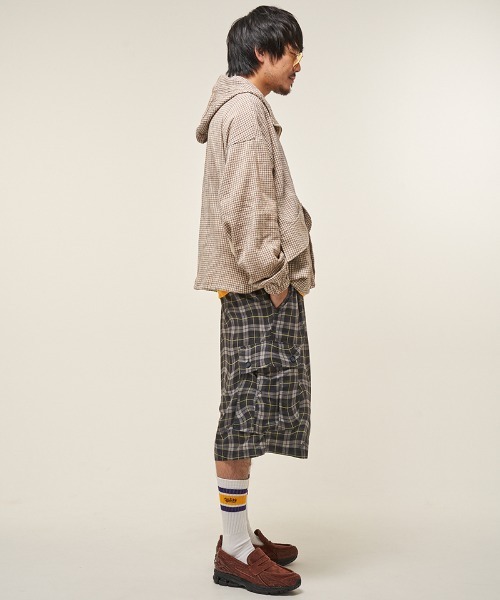 EFFECTEN(エフェクテン)の「mpa3945- Check half zip hoodie ハーフジップフーディー(ef404-04)(パーカー・メンズ・クリーム/ネイビー・FREE)」の7枚目の写真