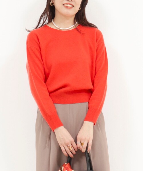 MICO COULIER（ミコクリエ）の「ウールカシミヤ 裾ボタンクルーネックプルオーバーニット（ニット/セーター・レディース・ダークネイビー/ピンク/オレンジ/ベビーピンク/チャコールグレー・38）」の5枚目の写真