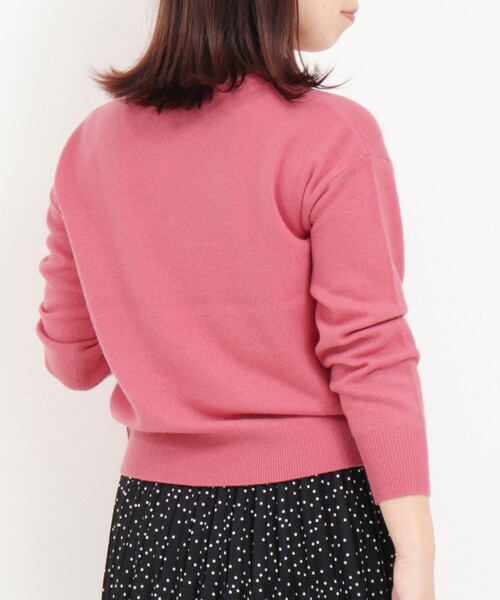 MICO COULIER（ミコクリエ）の「ウールカシミヤ 裾ボタンクルーネックプルオーバーニット（ニット/セーター・レディース・ダークネイビー/ピンク/オレンジ/ベビーピンク/チャコールグレー・38）」の14枚目の写真