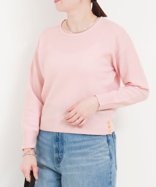 MICO COULIER（ミコクリエ）の「ウールカシミヤ 裾ボタンクルーネックプルオーバーニット（ニット/セーター・レディース・ダークネイビー/ピンク/オレンジ/ベビーピンク/チャコールグレー・38）」の16枚目の写真