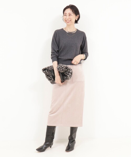 MICO COULIER（ミコクリエ）の「ウールカシミヤ 裾ボタンクルーネックプルオーバーニット（ニット/セーター・レディース・ダークネイビー/ピンク/オレンジ/ベビーピンク/チャコールグレー・38）」の22枚目の写真