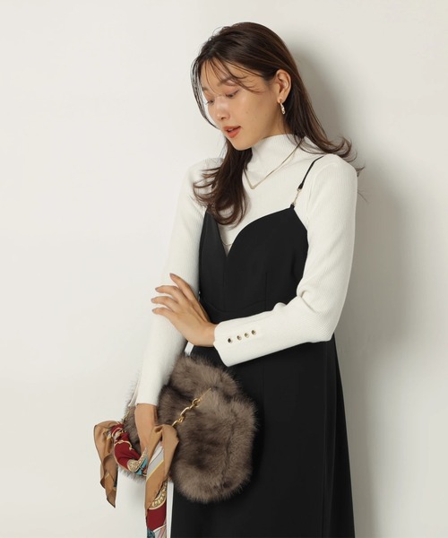 JUSGLITTY（ジャスグリッティー）の「ハイネックラメリブニット（ニット/セーター・レディース・ブラック/ホワイト/ベージュ系その他/グレイッシュベージュ/ブラウン・2）」の2枚目の写真