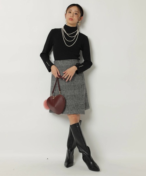 JUSGLITTY（ジャスグリッティー）の「ハイネックラメリブニット（ニット/セーター・レディース・ブラック/ホワイト/ベージュ系その他/グレイッシュベージュ/ブラウン・2）」の10枚目の写真