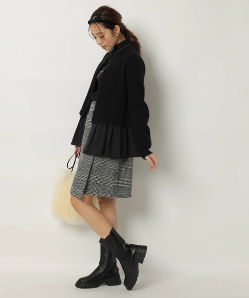 JUSGLITTY（ジャスグリッティー）の「ハイネックラメリブニット（ニット/セーター・レディース・ブラック/ホワイト/ベージュ系その他/グレイッシュベージュ/ブラウン・2）」の17枚目の写真