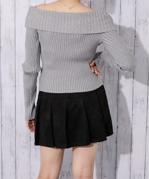 GORGE(ゴージ)の「《オフショル×細リブニット》レディース プルオーバー 長袖トップス 肩見せ セクシー 秋冬(ニット/セーター・レディース・オフホワイト/グレー/ブラック・F)」の13枚目の写真