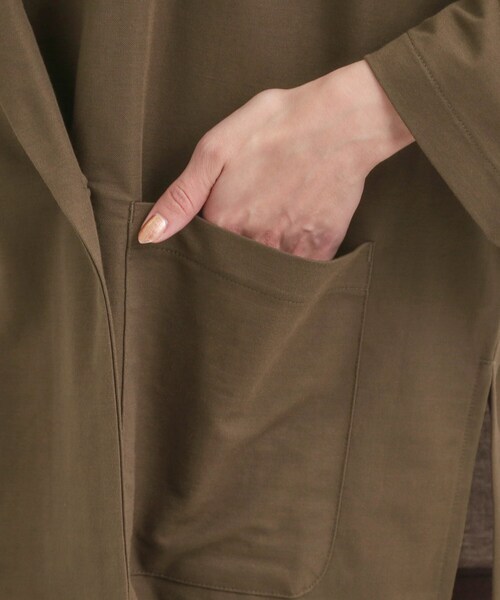 SHOO・LA・RUE(シューラルー)の「【S-LL/ひんやり】さらっとしたタッチが心地よい ダブルブレストジャケット(テーラードジャケット・レディース・ダークブラウン/ブラック・01/02/03/04)」の16枚目の写真