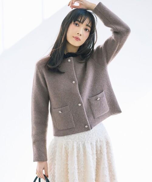 組曲(クミキョク)の「フラッフィーファーニット ジャケット(カーディガン/ボレロ・レディース・ブラック系/黄緑系/ブラウン系・5/6)」の3枚目の写真