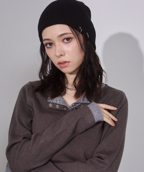 ENVYM（アンビー）の「配色 レイヤード ヘンリーネック ニットトップス（ニット/セーター・レディース・ブラウン/チャコールグレー・FREE）」の20枚目の写真