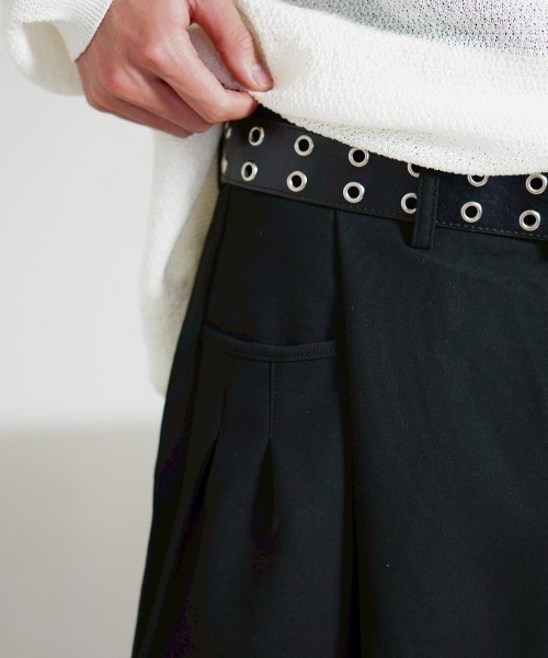 Chikashitsu +（チカシツプラス）の「【Chikashitsu +】over tuck slacks / 【チカシツプラス】オーバータックスラックス（スラックス・メンズ・ブラック/グレー・M/S/L）」の21枚目の写真