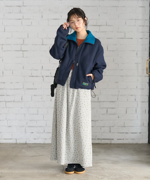 プリーツプリーズ　プリント　ジャケット　未着用です プリーツプリーズ プリント ジャケット 未着用です PLEATS PLEASE