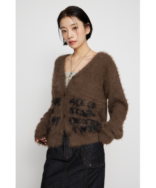 LAGUA GEM(ラグアジェム)の「LETTERING OVER KNIT カーディガン(カーディガン/ボレロ・レディース・ブラック/オフホワイト/ブラウン・FREE)」の5枚目の写真