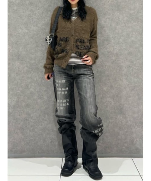 LAGUA GEM(ラグアジェム)の「LETTERING OVER KNIT カーディガン(カーディガン/ボレロ・レディース・ブラック/オフホワイト/ブラウン・FREE)」の13枚目の写真