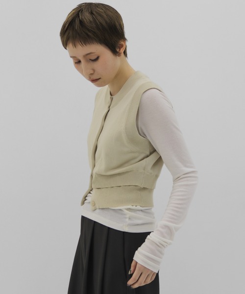 lit(リット)の「Hem Layered Knit Vest(ニット/セーター・レディース・ブラウン/ブラック/ライトベージュ・FREE)」の1枚目の写真