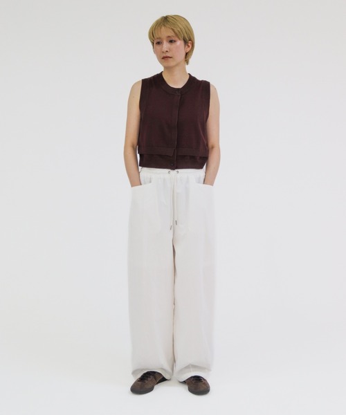 lit(リット)の「Hem Layered Knit Vest(ニット/セーター・レディース・ブラウン/ブラック/ライトベージュ・FREE)」の13枚目の写真