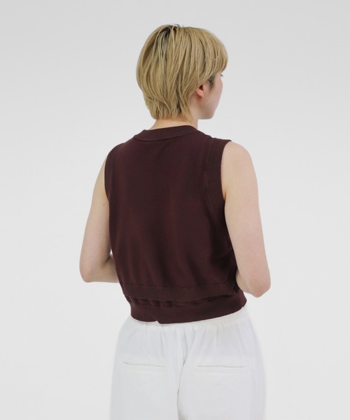 lit(リット)の「Hem Layered Knit Vest(ニット/セーター・レディース・ブラウン/ブラック/ライトベージュ・FREE)」の11枚目の写真