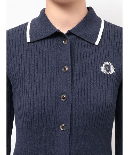 TONAL（トーナル）の「エンブレム刺繍ポロニットワンピース（ワンピース・レディース・ライトブルー/ネイビー/ブラウン・MEDIUM）」の10枚目の写真