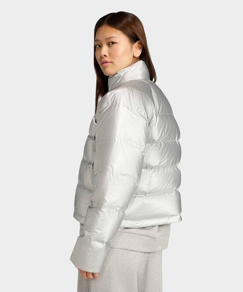 adidas(アディダス)の「ヘリオニック ホリデー クライマウォーム ダウンジャケット / アディダス adidas(ダウンジャケット/コート・レディース・シルバー・LARGE/MEDIUM/SMALL/X-LARGE/X-SMALL/XX-LARGE)」の2枚目の写真