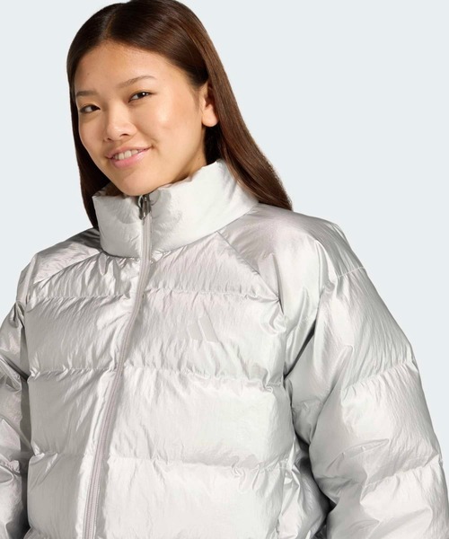 adidas(アディダス)の「ヘリオニック ホリデー クライマウォーム ダウンジャケット / アディダス adidas(ダウンジャケット/コート・レディース・シルバー・LARGE/MEDIUM/SMALL/X-LARGE/X-SMALL/XX-LARGE)」の3枚目の写真
