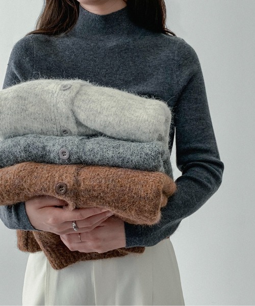 on:nue（オンニュ）の「【on:nue】ウール混シックカーディガン（カーディガン/ボレロ・レディース・グレー/アイボリー/テラコッタ・FREE）」の16枚目の写真