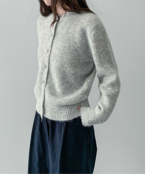 on:nue（オンニュ）の「【on:nue】ウール混シックカーディガン（カーディガン/ボレロ・レディース・グレー/アイボリー/テラコッタ・FREE）」の18枚目の写真