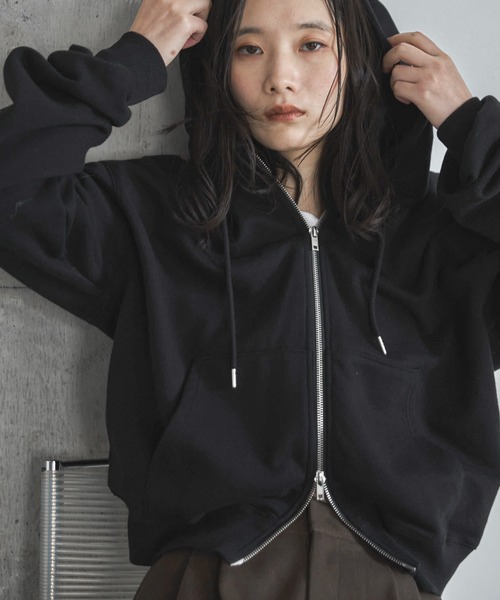 feepur（フェピュール）の「ダブルジップベーシックパーカー（パーカー・レディース・ブラック/レッド/ブラウン/杢グレー/オートミール・MEDIUM）」の2枚目の写真