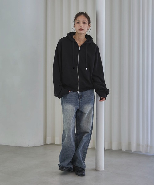 feepur（フェピュール）の「ダブルジップベーシックパーカー（パーカー・レディース・ブラック/レッド/ブラウン/杢グレー/オートミール・MEDIUM）」の17枚目の写真