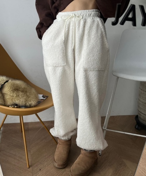 FREE STYLISTS（フリー スタイリスト）の「YUGA_YGMC  Fleece Relaxing Pants（その他パンツ・レディース・ブラック/オフホワイト/カーキ・FREE）」の14枚目の写真