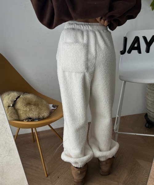 FREE STYLISTS（フリー スタイリスト）の「YUGA_YGMC  Fleece Relaxing Pants（その他パンツ・レディース・ブラック/オフホワイト/カーキ・FREE）」の7枚目の写真