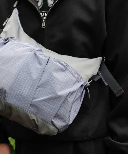 WISM（ウィズム）の「Dan Gee / ダン ジー POLY BAG（ショルダーバッグ・メンズ・パープル系その他・FREE）」の13枚目の写真