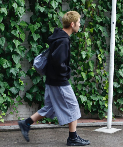 WISM（ウィズム）の「Dan Gee / ダン ジー POLY BAG（ショルダーバッグ・メンズ・パープル系その他・FREE）」の5枚目の写真