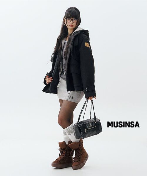 MUCENT（ムセント）の「セルアワンショルダーアシンメトリーチュニック長袖Tシャツ（3カラー）（Tシャツ/カットソー・レディース・チャコールグレー/ブラック/グレー系・FREE）」の6枚目の写真