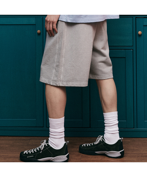 GAKKAI UNIONS(ガッカイユニオンズ)の「ワンタックサイド切り替えピグメントバミューダパンツグレー(その他パンツ・レディース・その他・SMALL/MEDIUM/LARGE)」の1枚目の写真