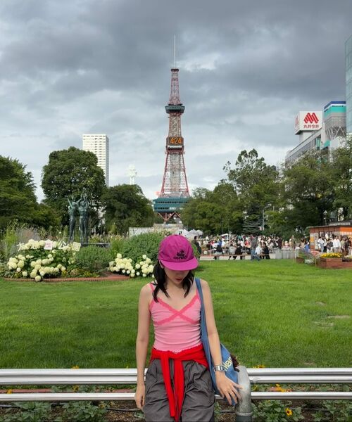 MUSINSA STANDARD WOMAN（ムシンサスタンダードウーマン）の「ウィメンズブライトナイロンパラシュートパンツ[ダークグレー]（その他パンツ・レディース・その他・28/30/24/26）」の10枚目の写真
