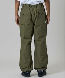 【UNFRM OUTDOOR STANDARD:ユニフォームアウトドアスタンダード】COTTON-POLYESTER INSULATED OVER PANTS/ドローコード付きインサレーションパンツ