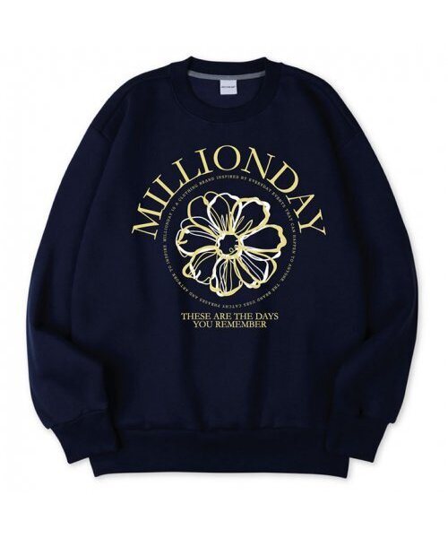 MILLION DAY(ミリオンデイ)の「MILLION ROUND FLOWER SWEATSHIRT(スウェット・レディース・ダークグリーン/ネイビー/アイボリー・LARGE/X-LARGE/MEDIUM)」の4枚目の写真