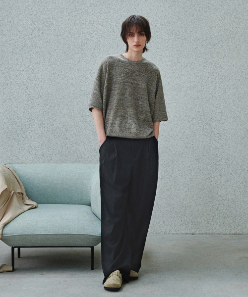 GLW(ジーエルダブリュ)の「ツーピンタックワイドストライプスラックスブラック(スラックス・レディース・その他・SMALL/MEDIUM/LARGE)」の6枚目の写真