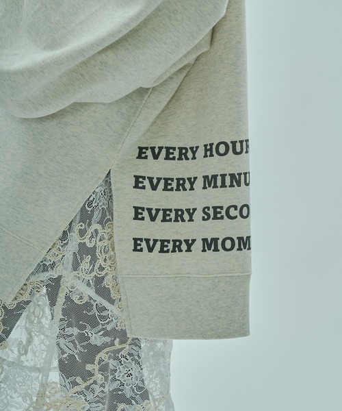 ROSE BUD(ローズバッド)の「(GENE HEAVENS)TUCK SLEEVE GRAPHIC LOGO SWEAT(スウェット・レディース・その他/チャコールグレー・ONE SIZE)」の16枚目の写真