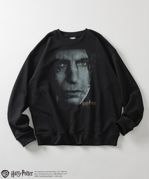 FREAK'S STORE(フリークスストア)の「Harry Potter/ハリー・ポッター スネイプ フロントプリントクルーネックスウェット(スウェット・メンズ・ブラック/ライトグレー・MEDIUM/LARGE)」の2枚目の写真