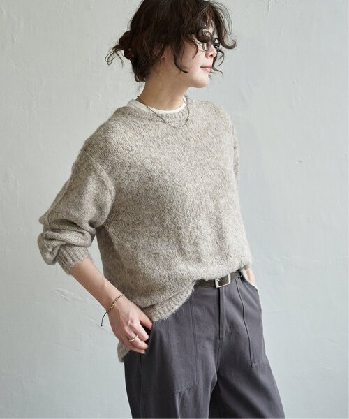 LBC（エルビーシー）の「モヘヤタッチラウンドヘムプルオーバー（ニット/セーター・レディース・ブルー/グレー/グリーン/ベージュ・M）」の2枚目の写真