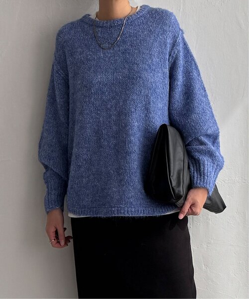 LBC（エルビーシー）の「モヘヤタッチラウンドヘムプルオーバー（ニット/セーター・レディース・ブルー/グレー/グリーン/ベージュ・M）」の4枚目の写真