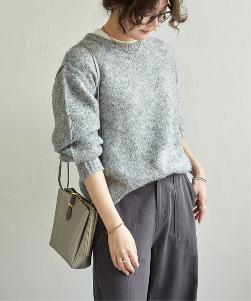 LBC（エルビーシー）の「モヘヤタッチラウンドヘムプルオーバー（ニット/セーター・レディース・ブルー/グレー/グリーン/ベージュ・M）」の8枚目の写真