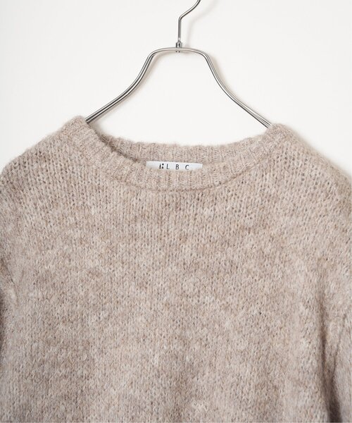 LBC（エルビーシー）の「モヘヤタッチラウンドヘムプルオーバー（ニット/セーター・レディース・ブルー/グレー/グリーン/ベージュ・M）」の6枚目の写真