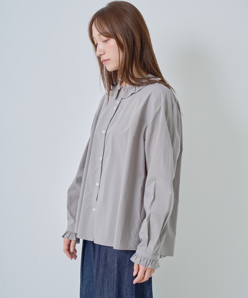 Kelen（ケレン）の「「KELEN / ケレン」フリル衿デザインブラウス（シャツ/ブラウス・レディース・グレー/オフホワイト/ブラック/サックスブルー・S/M）」の14枚目の写真