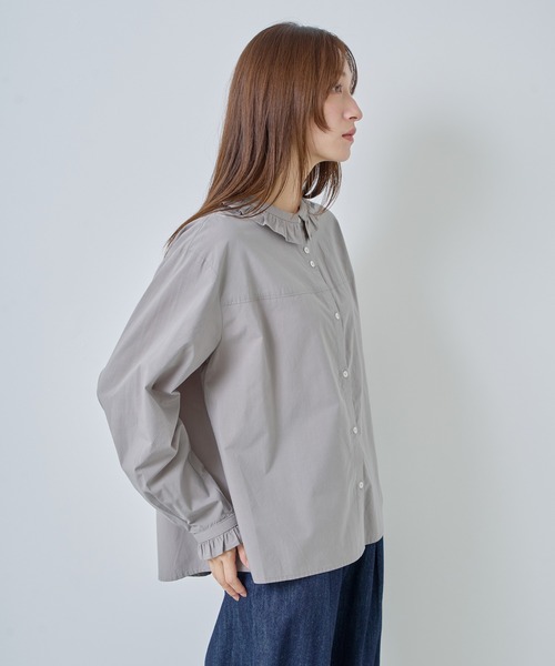 Kelen（ケレン）の「「KELEN / ケレン」フリル衿デザインブラウス（シャツ/ブラウス・レディース・グレー/オフホワイト/ブラック/サックスブルー・S/M）」の18枚目の写真